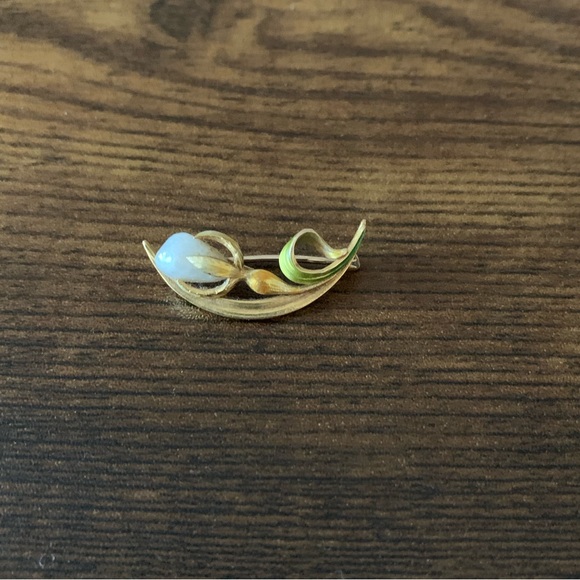 Victorian Antique Enamel 14k Gold Freshwater Pearl Lily Flower Brooch Pin - Picture 2 of 11